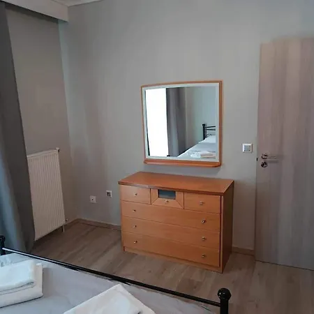 κεντρικό, άνετο, διαμέρισμα 3λεπτά από την παραλία *